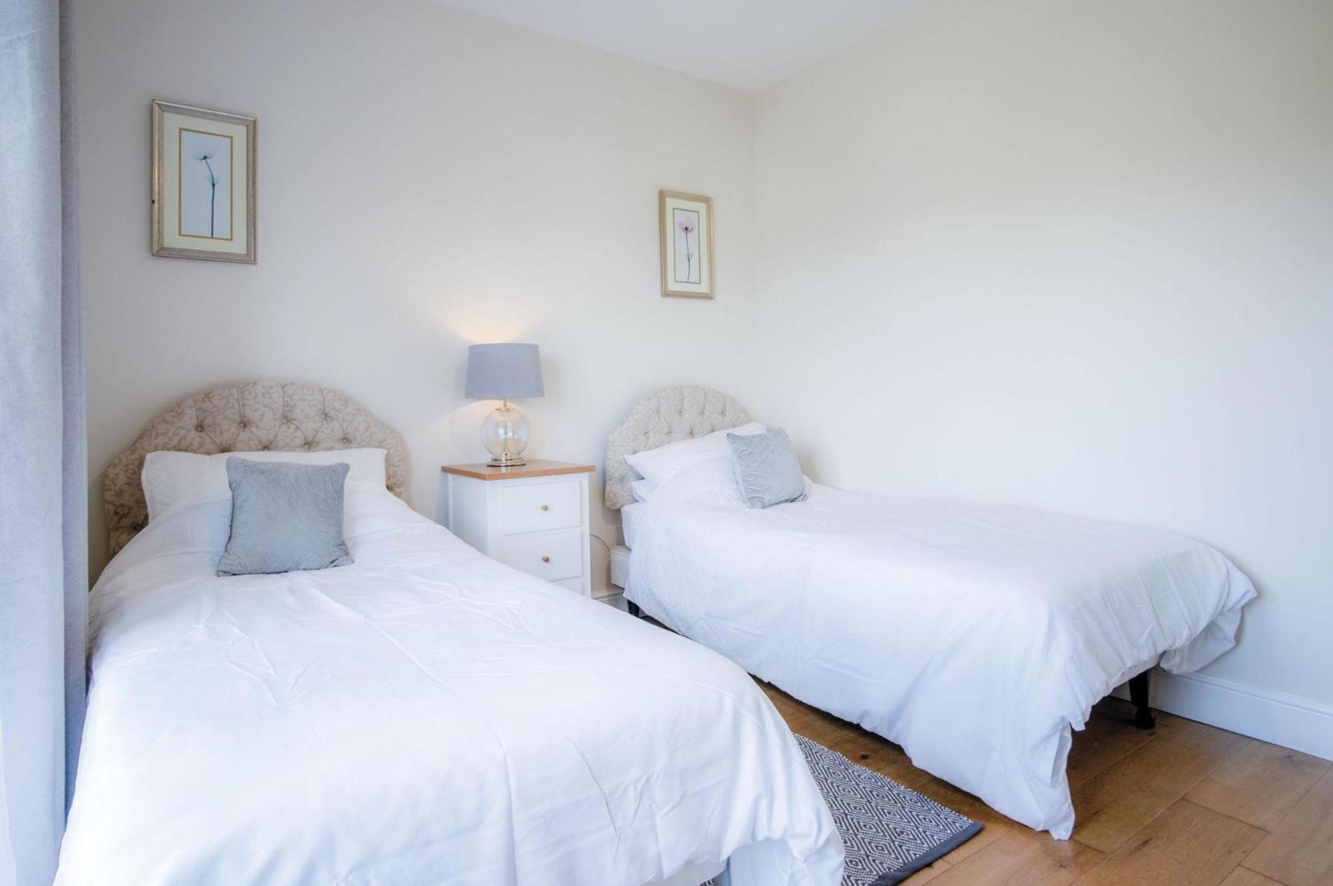 Sorrento - 3 Bed Holiday Home - Wisemans Bridge Stepaside  Экстерьер фото