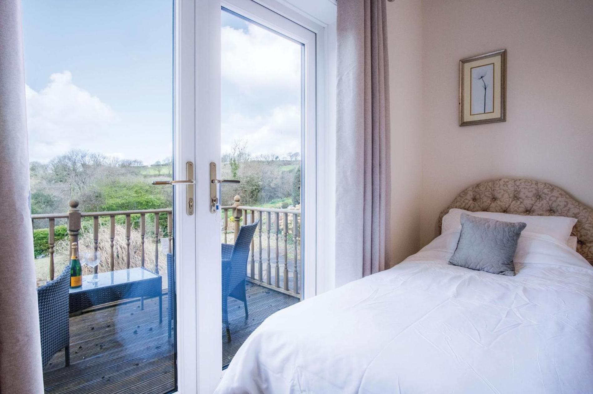 Sorrento - 3 Bed Holiday Home - Wisemans Bridge Stepaside  Экстерьер фото